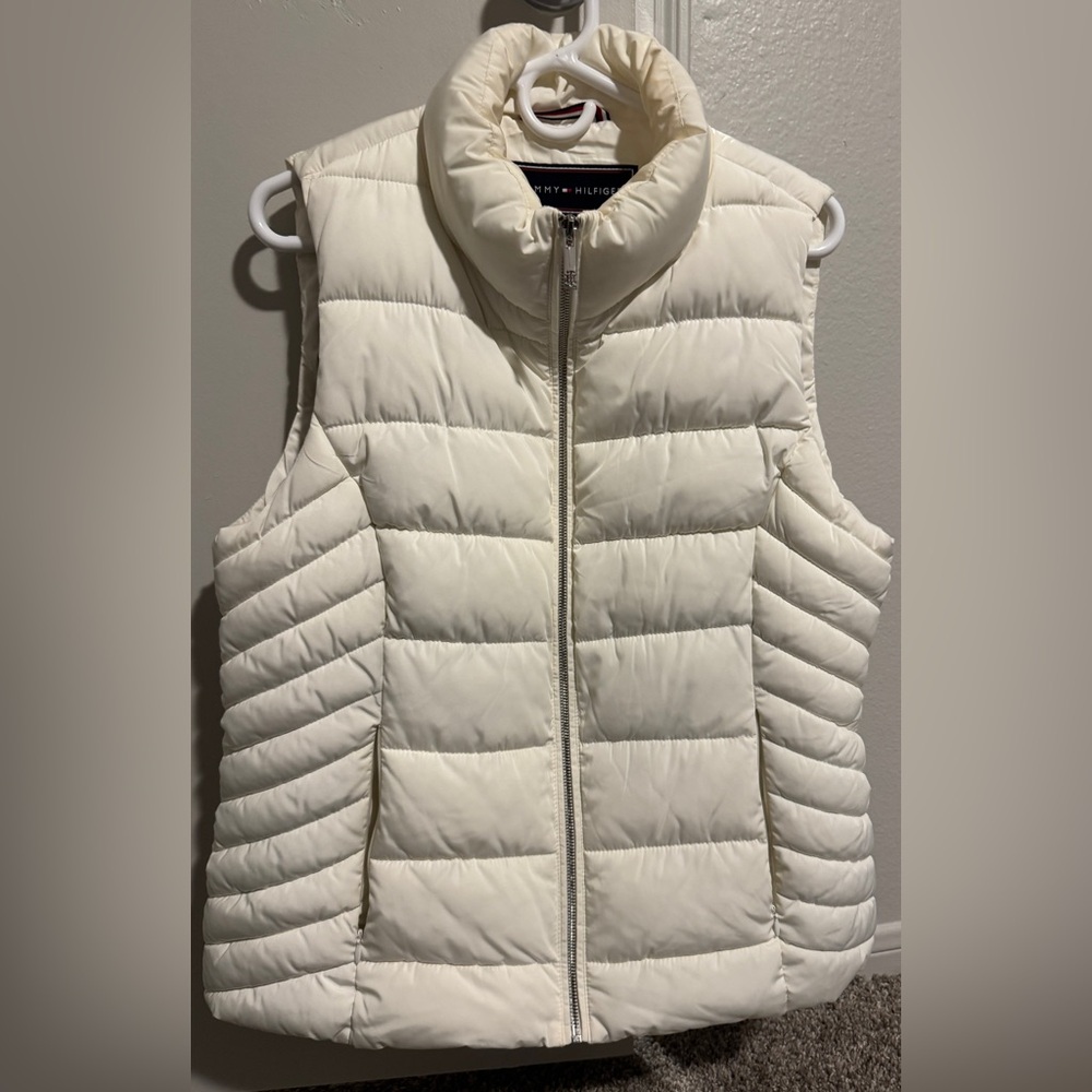 Tommy Hilfiger Women's Off-White Quilted Vest